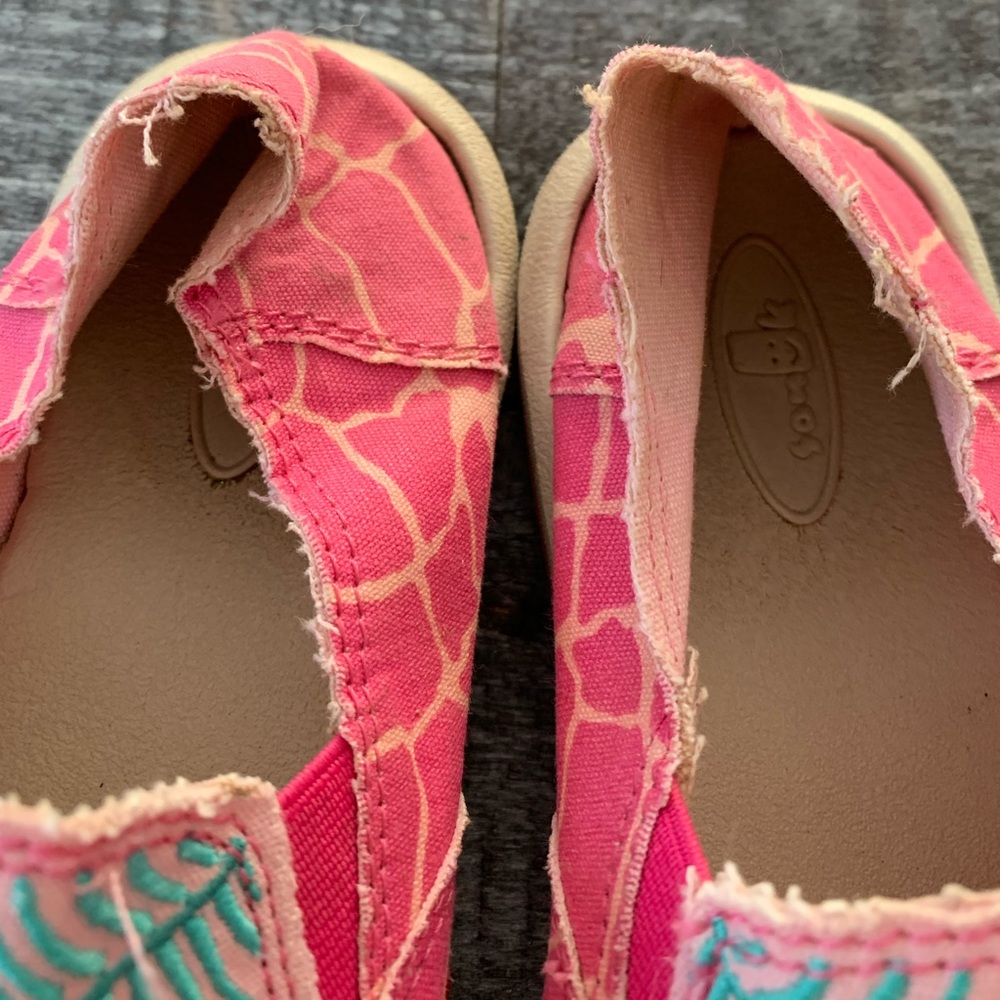 Sanuk Girls Sidewalk Surfer Giraffe Print - Picture 12 of 15